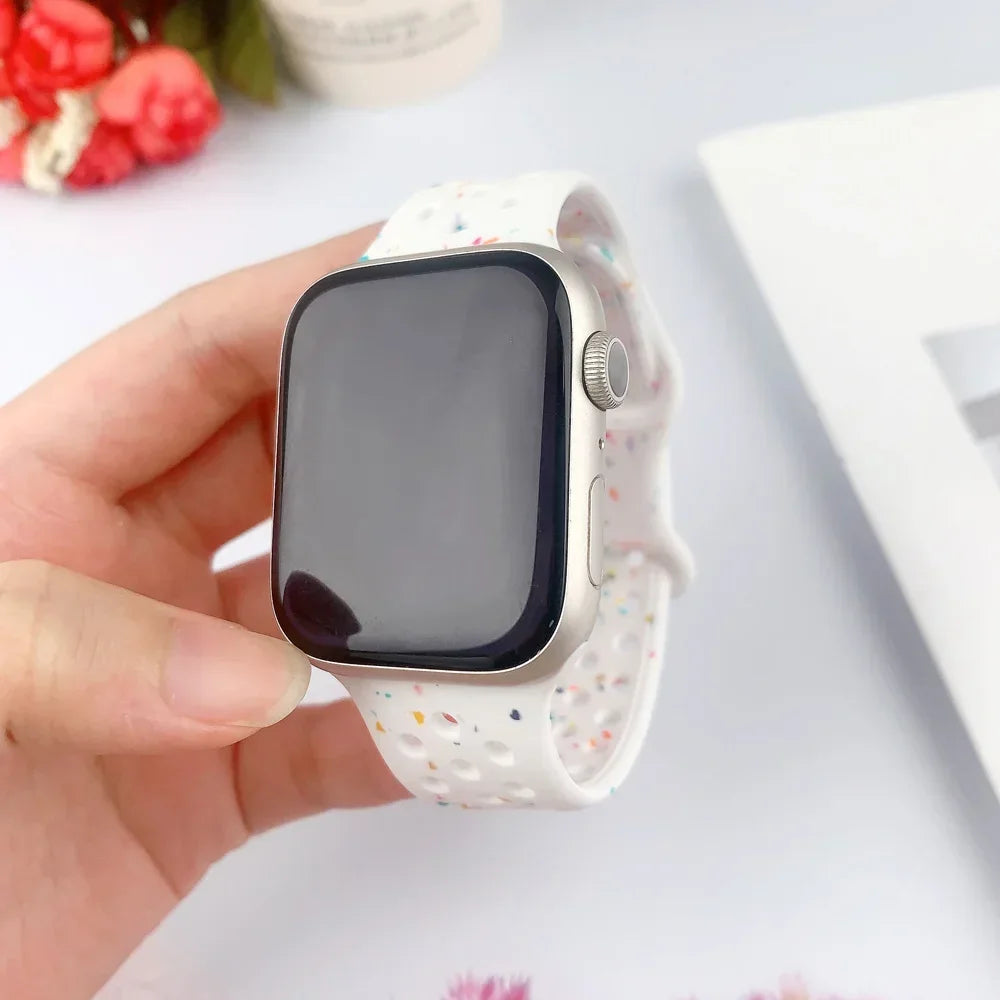 Transparent Silicone Strap for Apple Watch Ultra 2 & Series 10–SE (38–49mm)