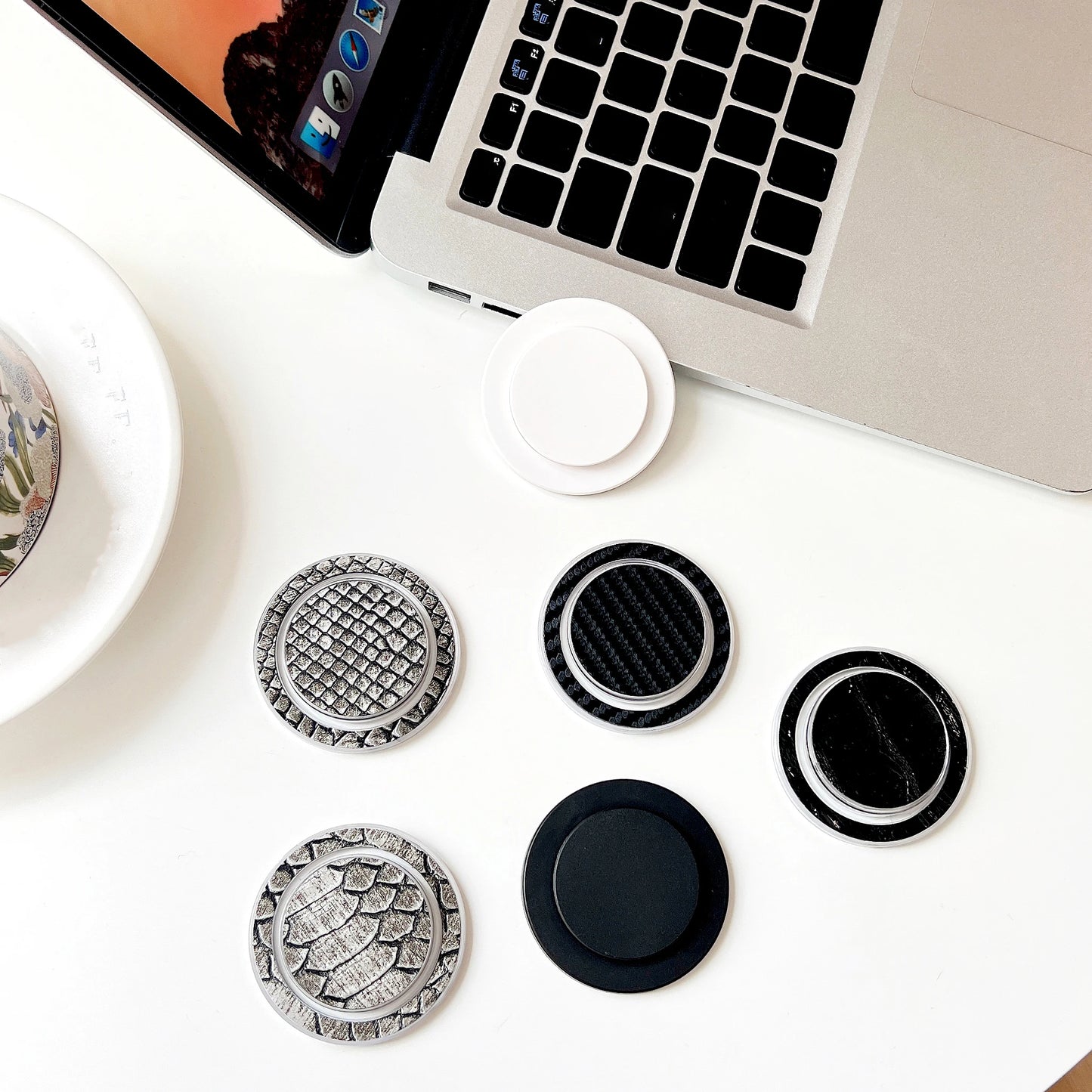 MagSafe Metal Glitter Ring Holder – 360° Rotating Magnetic Grip Stand