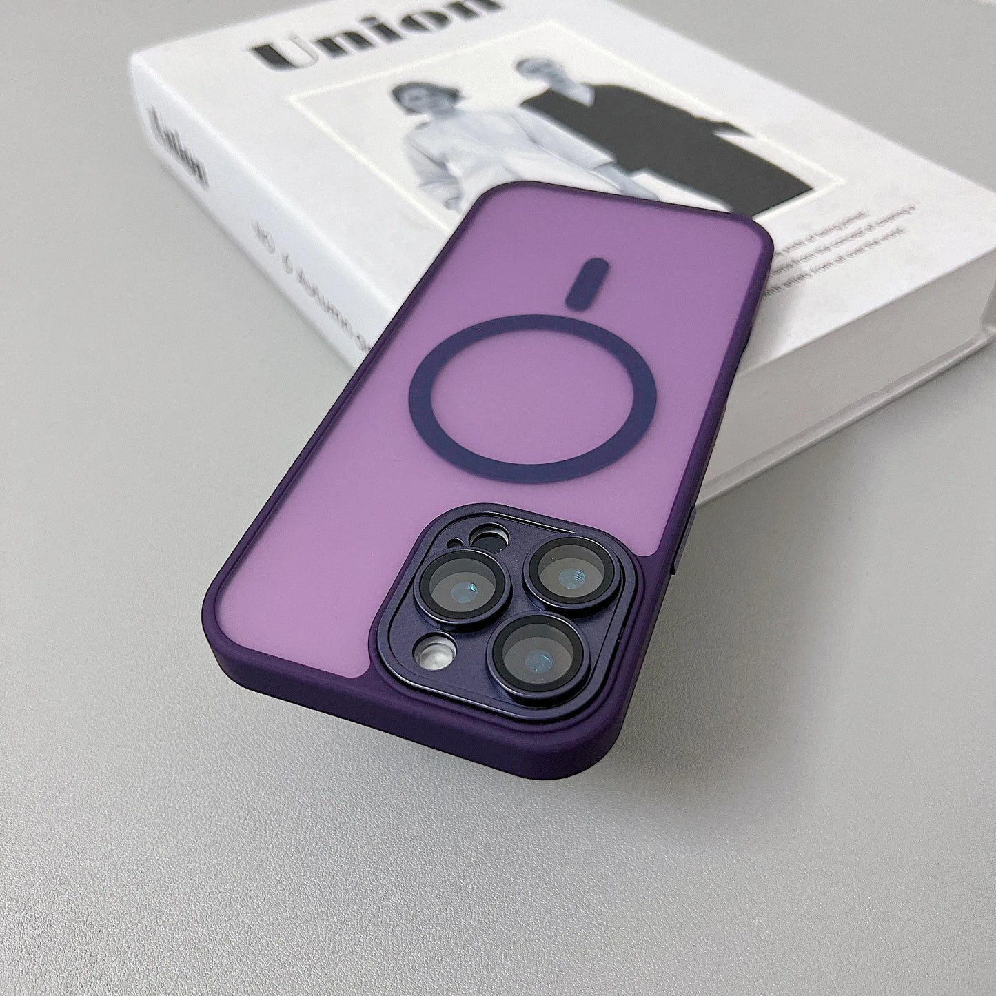 Magnetic Matte Translucent Armor Case for iPhone 15 14 Pro Max – MagSafe