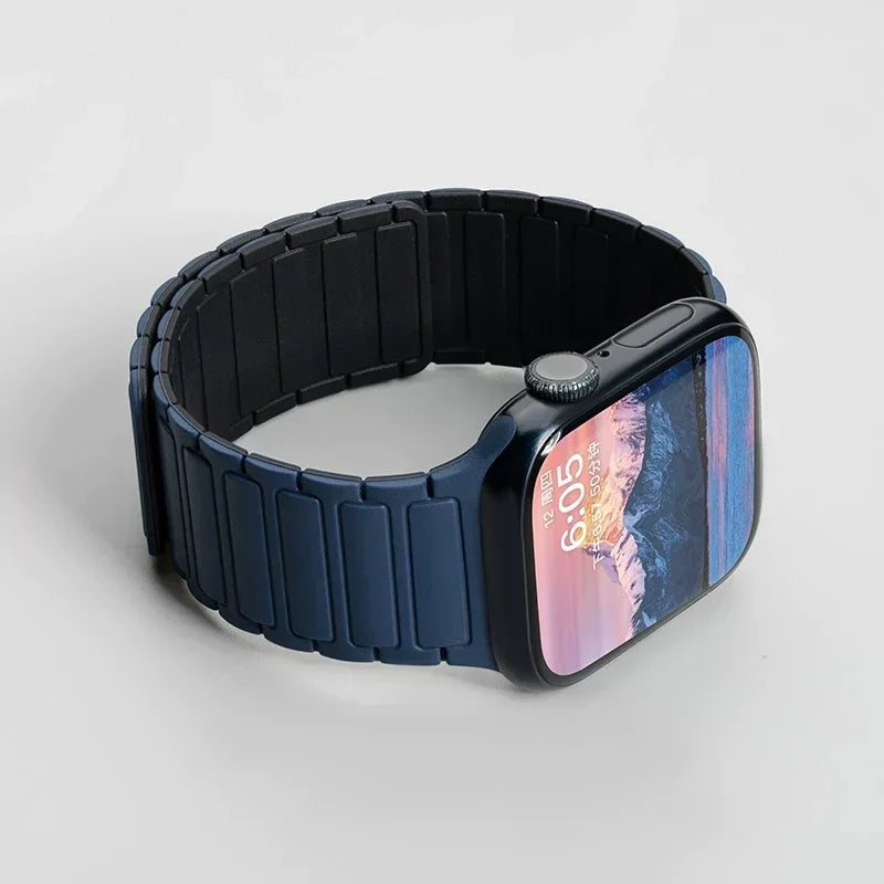 Magnetic Silicone Band for Apple Watch Ultra 2 Series 10–3 (49mm–40mm)