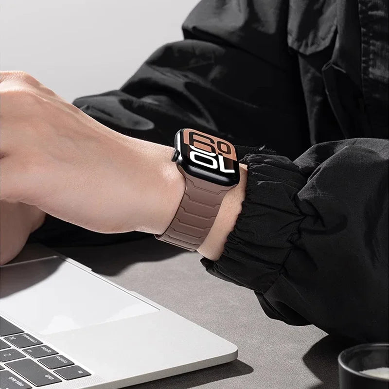 Magnetic Silicone Strap for Apple Watch Ultra 2, Series 10/9/8/7 (49mm-38mm)