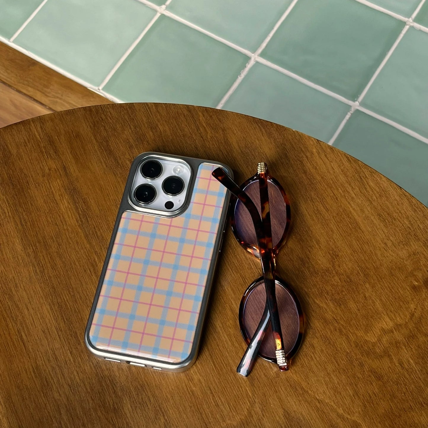 Korean Plaid Grid Shockproof Case for iPhone 13–16 Pro Max with Silver Edge