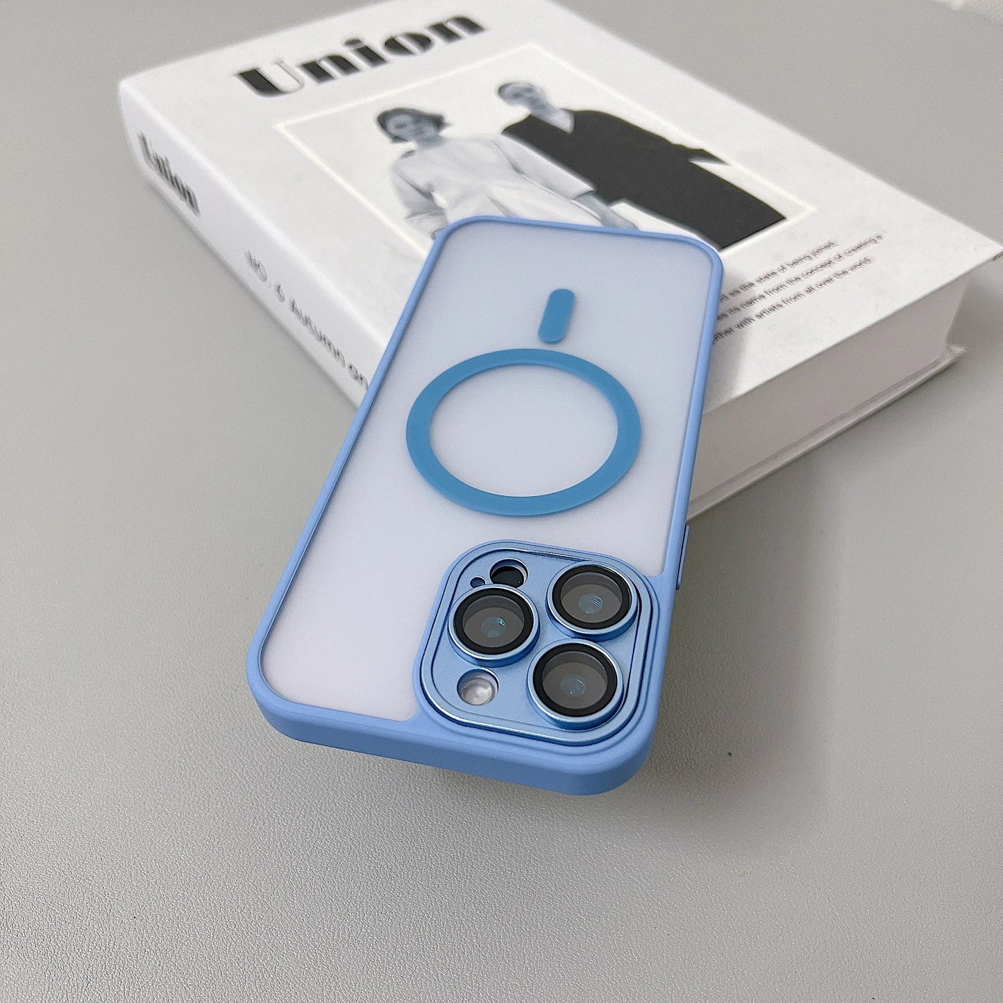 Magnetic Matte Translucent Armor Case for iPhone 15 14 Pro Max – MagSafe